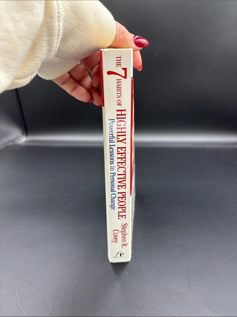 The 7 Habits of Highly Effective People by Stephen R. Covey - Paperback book